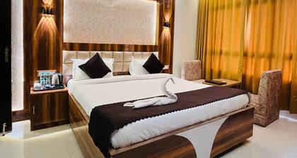 Riverdale Homestay, Diamond Harbour -WB Govt Reg Gold Category