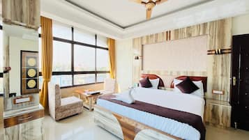 Suíte estúdio premium, vista para o rio | Quartos à prova de som, Wi-Fi de cortesia