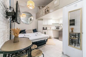 1 sovrum, strykjärn/strykbräda, wi-fi och sängkläder