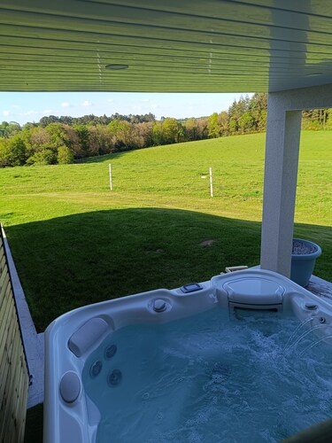 Country apartment with private spa Ideal for a peaceful retreat.