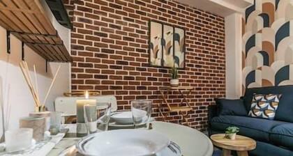 Splendid 2P Apartment Saint-Michel
