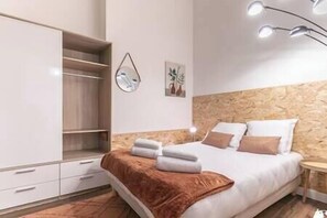 1 bedroom, iron/ironing board, WiFi, bed sheets