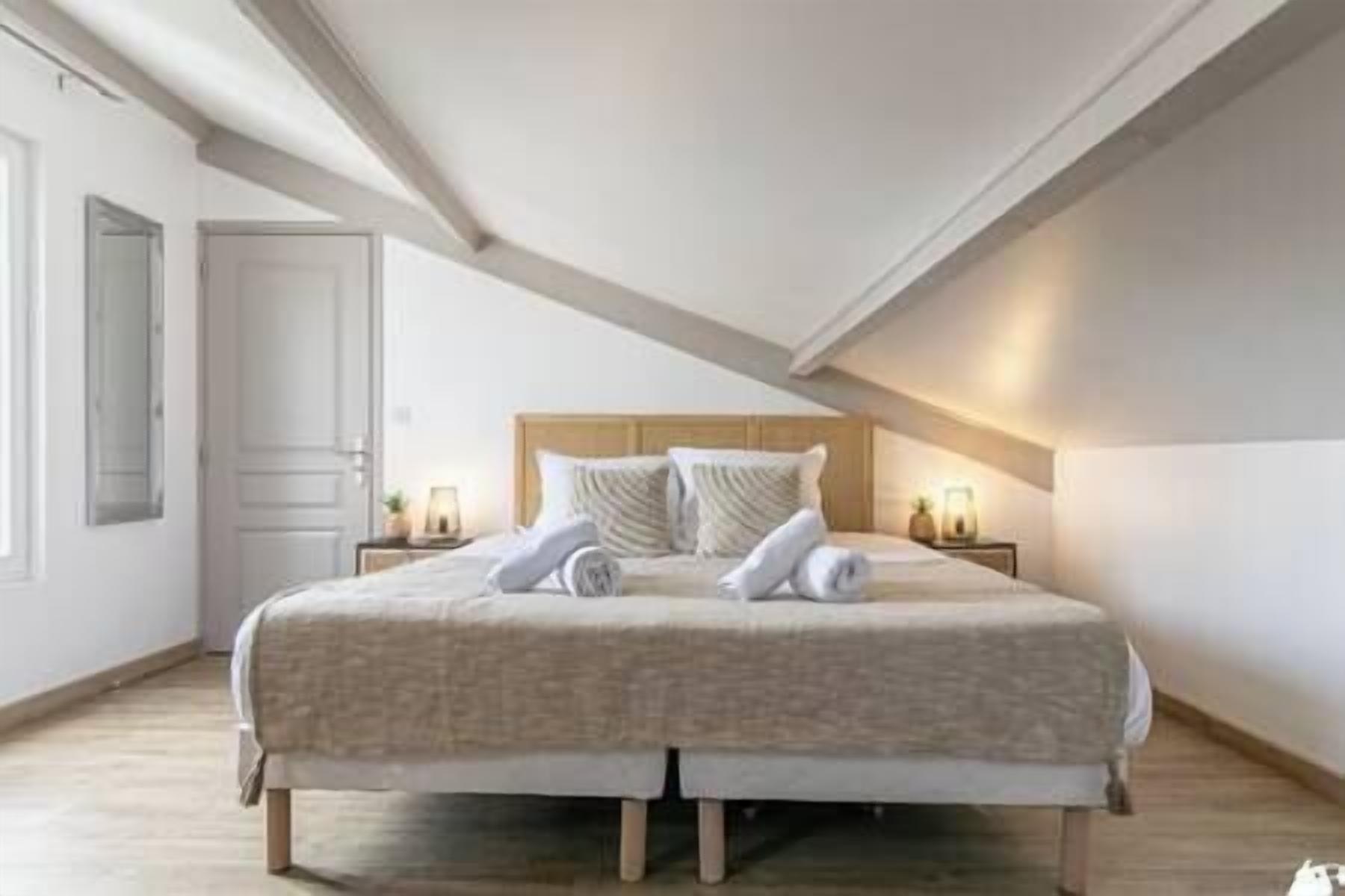 1 bedroom, iron/ironing board, WiFi