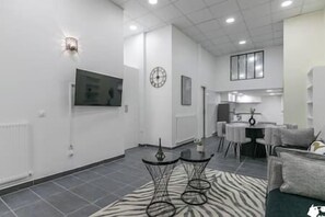 Interior - MBA - Lecourbe Splendide Appartement (Paris)