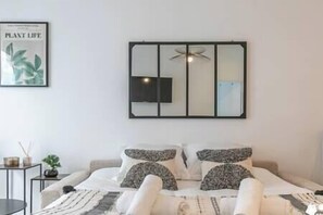 1 bedroom, iron/ironing board, WiFi