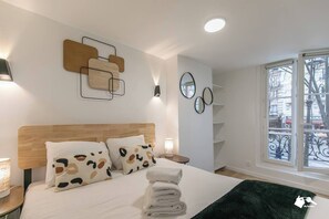 2 bedrooms, iron/ironing board, travel crib, WiFi - MBA - Splendid Appart Proche PERE LACHAISE (Paris)