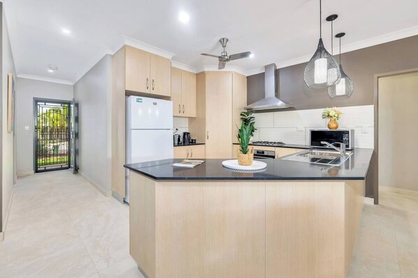 Fridge, microwave, oven, stovetop