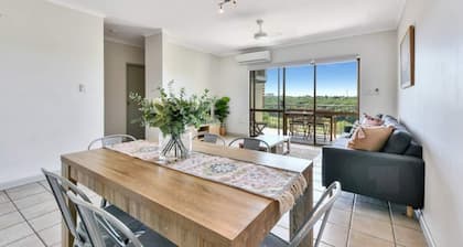 Gorgeous Golf Course views from top floor