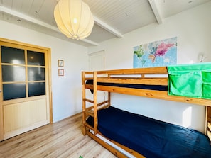2 bedrooms - Charming cottage in Fouras, 200m from the beach, perfect for 4 guests (Fouras)