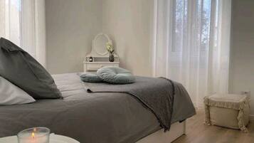 1 quarto, ferros/tábuas de passar roupa, Wi-Fi, roupa de cama