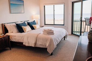 2 habitaciones, tabla de planchar con plancha, cuna de viaje y wifi 