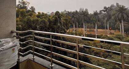 Charming bed & breakfast in perfect New Delhi with WiFi, AC