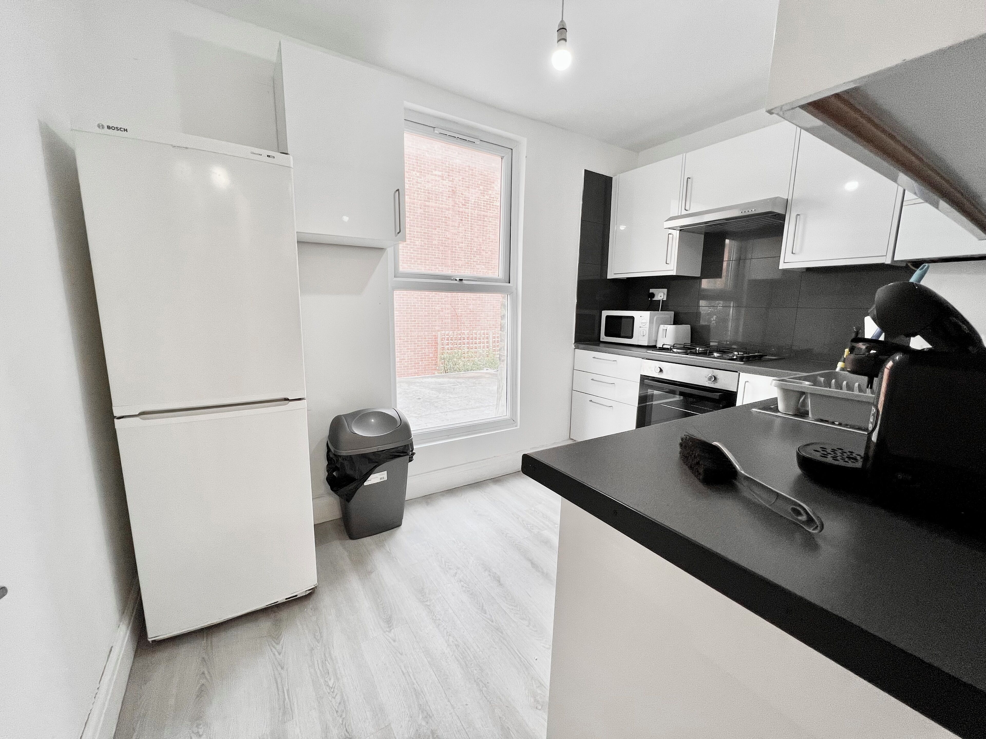 Oven, cookware/dishes/utensils