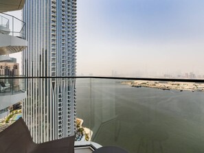 Property grounds - Stunning Apartment Creek Harbour (Dubai)