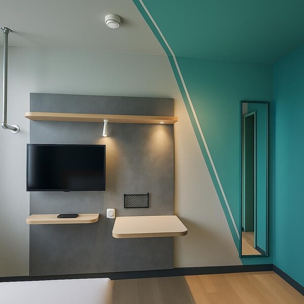 Habitación estándar doble, varias camas | Ropa de cama de alta calidad, colchones Select Comfort, escritorio