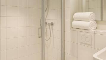 Badkamer met douche