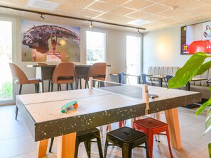 Breakfast area - Ibis Budget La Rochelle Puilboreau (Puilboreau)