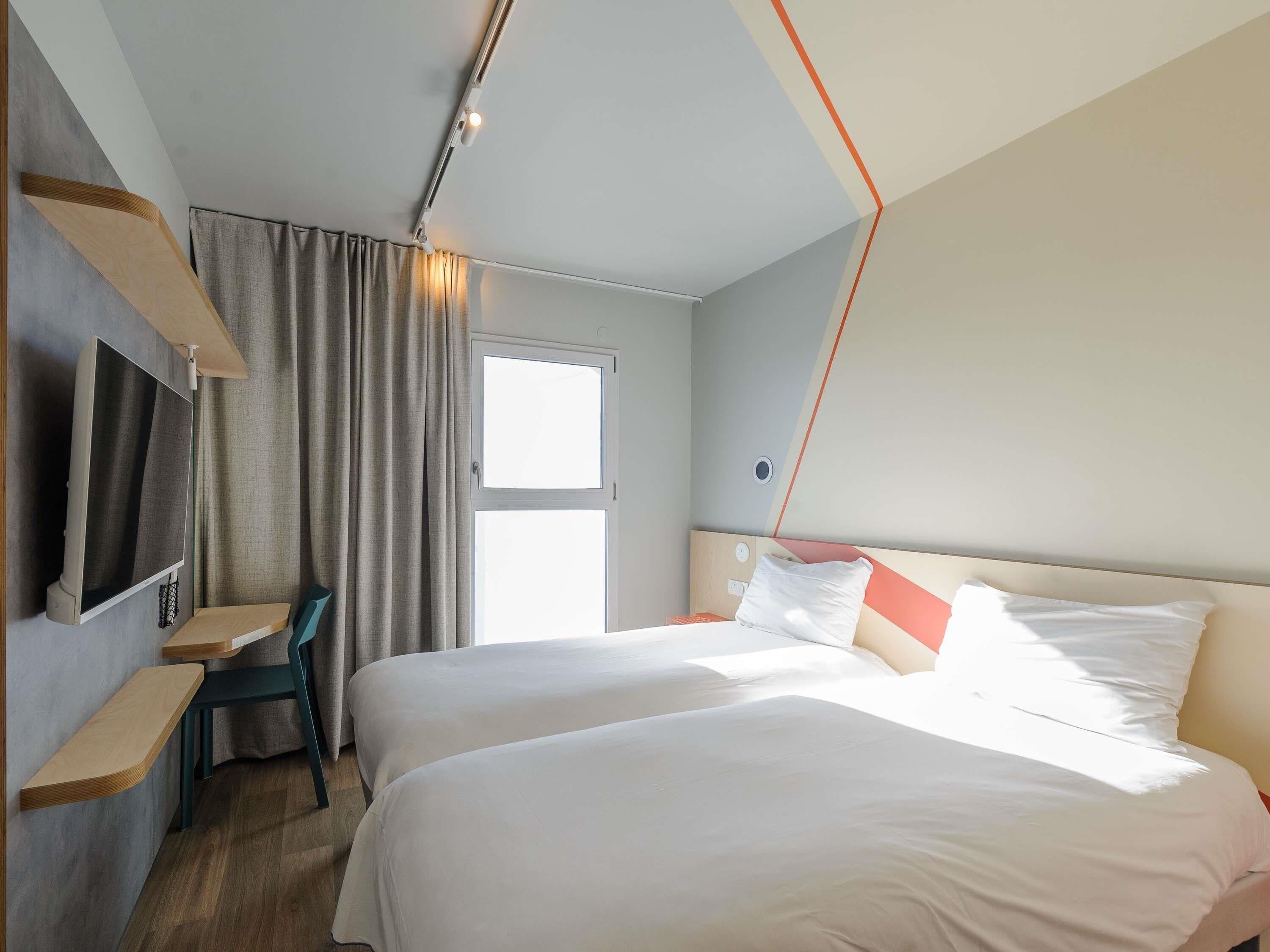 Standard Room, 2 Single Beds