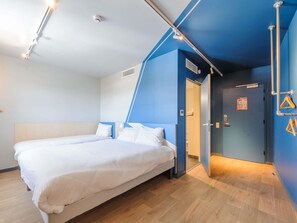 Triple Room, Multiple Beds, Accessible (Smart) - Ibis Budget La Rochelle Puilboreau (Puilboreau)