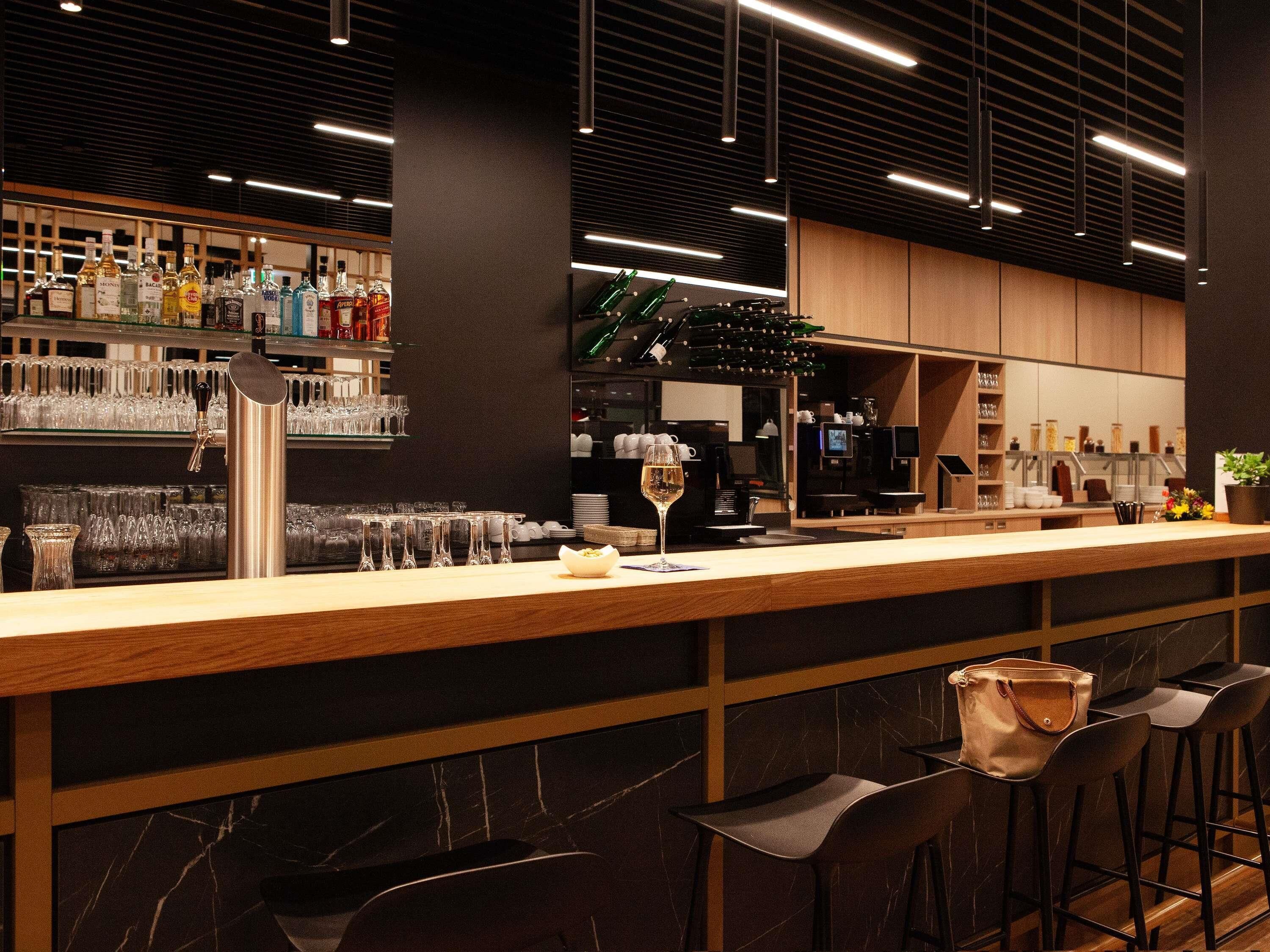 Bar (in der Unterkunft)