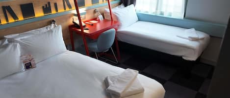 Iron/ironing board