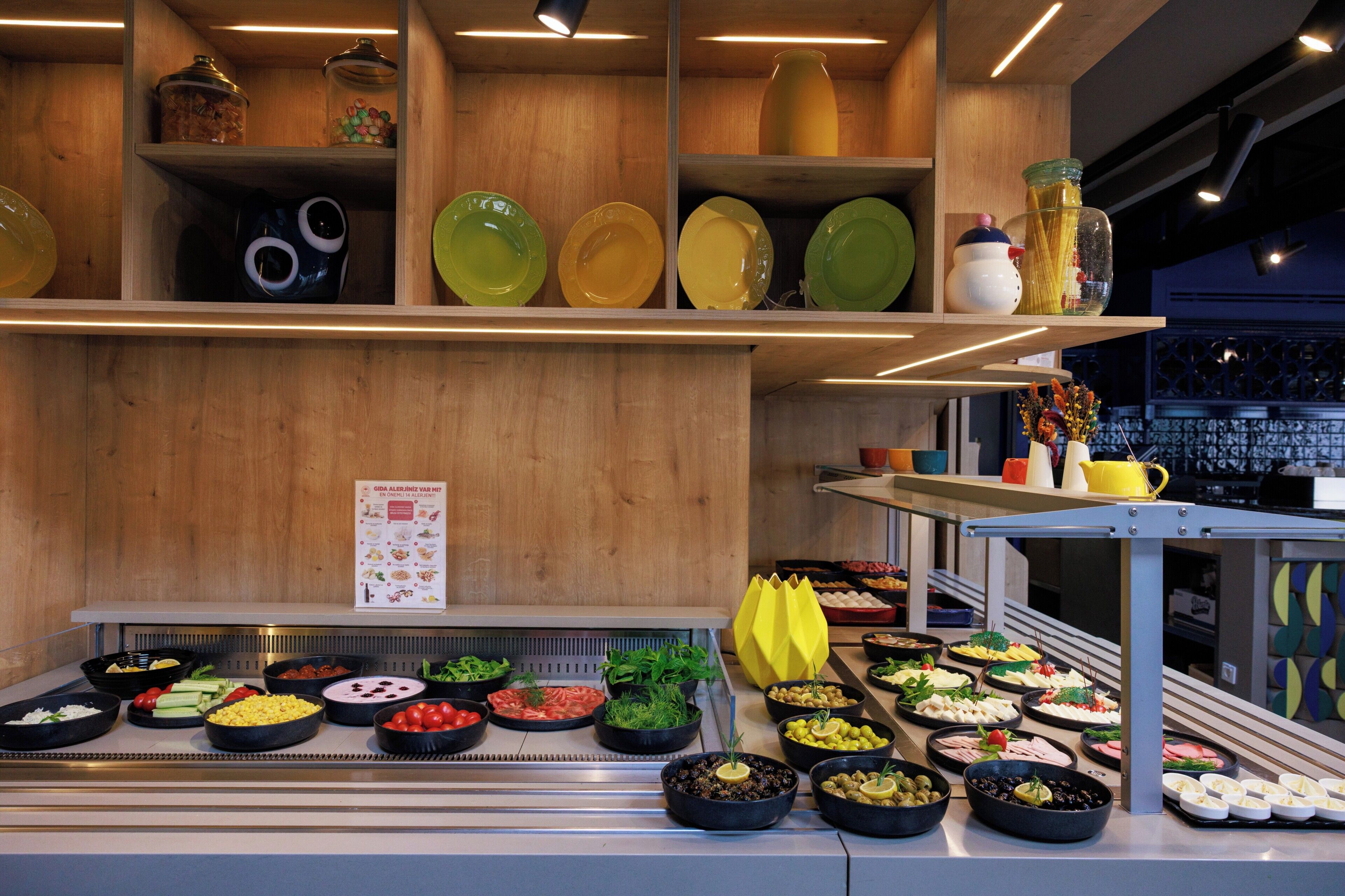 Petit déjeuner buffet