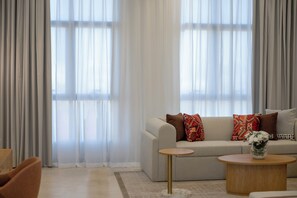Deluxe King Room - Mercure Hotel Khamis Mushait (Khamis Mushait)