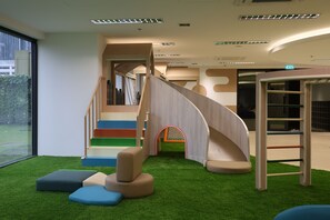 Children’s play area – indoor - Swissôtel Living Jakarta Mega Kuningan (Jakarta)
