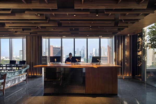 Interior - Swissôtel Living Jakarta Mega Kuningan (Jakarta)