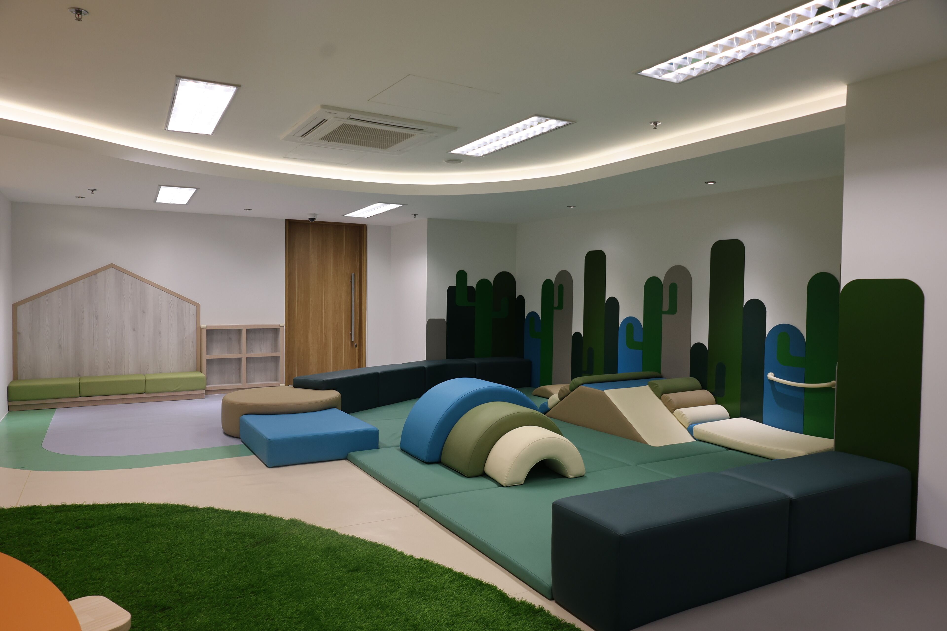 Tempat bermain anak – indoor