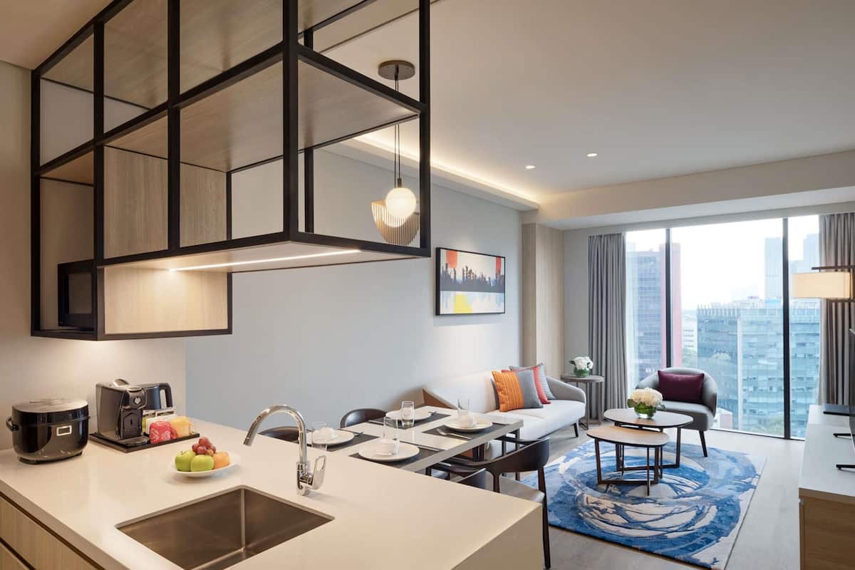 Swiss Advantage Apartment, 3 Bedrooms | In-room safe, iron/ironing board, free WiFi, bed sheets