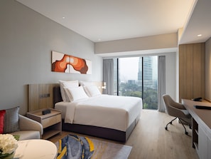 Swiss Advantage Studio With King Size Bed