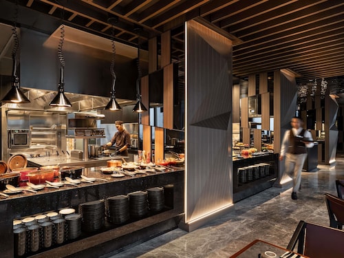 Swissôtel Living Jakarta Mega Kuningan