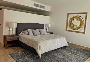 2 bedrooms, iron/ironing board, travel cot, free WiFi - La Amada Residences | Hot Tub, Pools, Beach & Golf (Cancún)