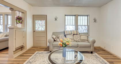 Mountain Views: Peaceful Aguilar Getaway!