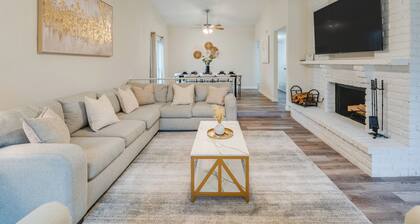 10 Mi to Six Flags: Pet- & Family-friendly Retreat