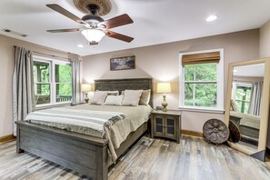 House (3 Bedrooms) | Interior - Ellijay Mtn Cabin w/ Hot Tub & Community Perks (Ellijay)