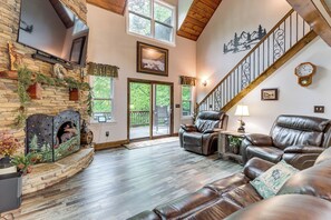 House (3 Bedrooms) | Interior - Ellijay Mtn Cabin w/ Hot Tub & Community Perks (Ellijay)