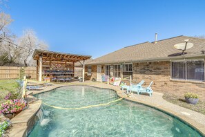 Ev (4 Bedrooms) | Konaklama yerinin ön cephesi