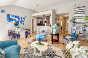 Ev (4 Bedrooms) | İç mekân