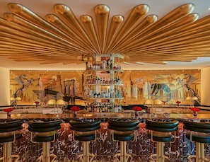 Bar (en el alojamiento)