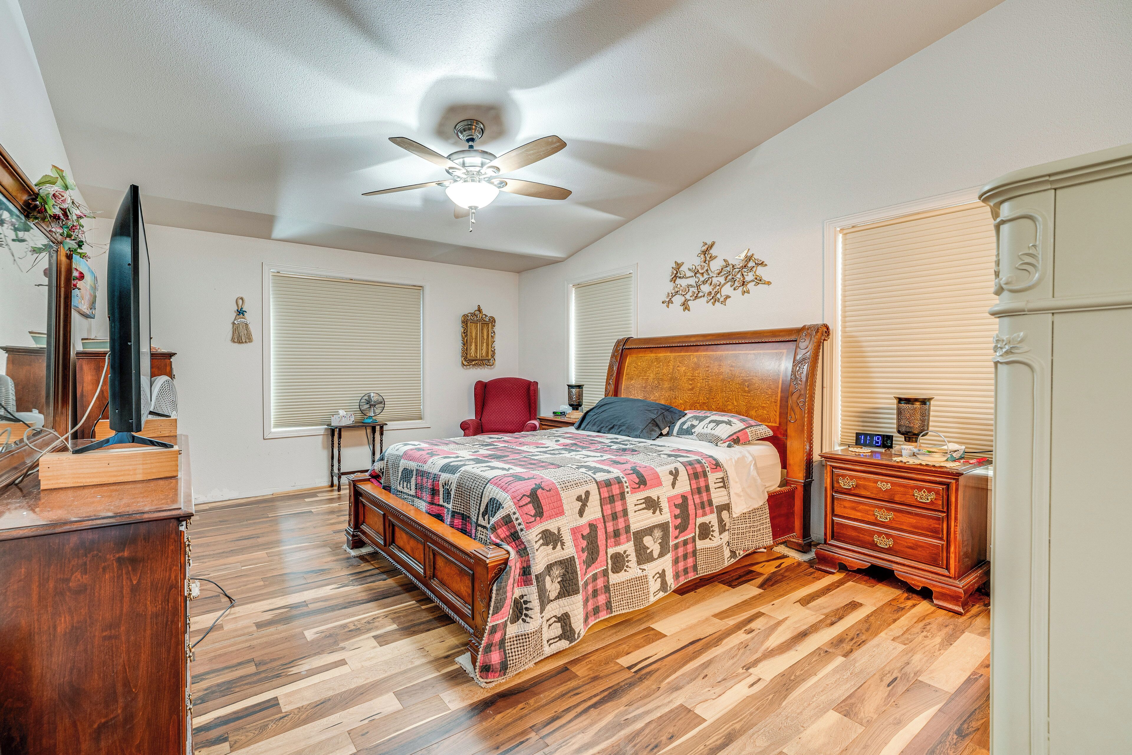 Rumah (4 Bedrooms) | Interior