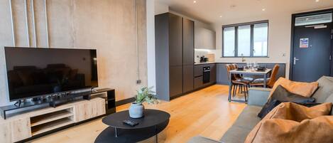 Apartment, Accessible | 2 bedrooms, Internet