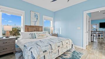House, Smoking | 4 bedrooms, desk, Internet