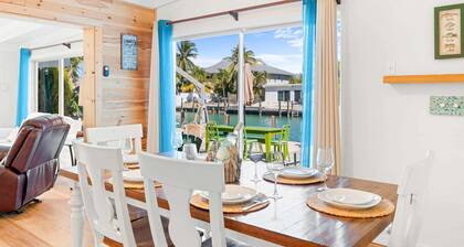 Seabreeze Cove Waterfront Gem 38 Foot Dock Cabana Club