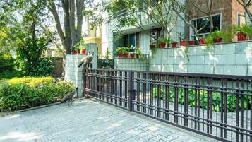 Bagian depan properti