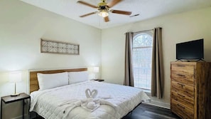 1 soverom, strykejern/-brett, wi-fi og sengetøy