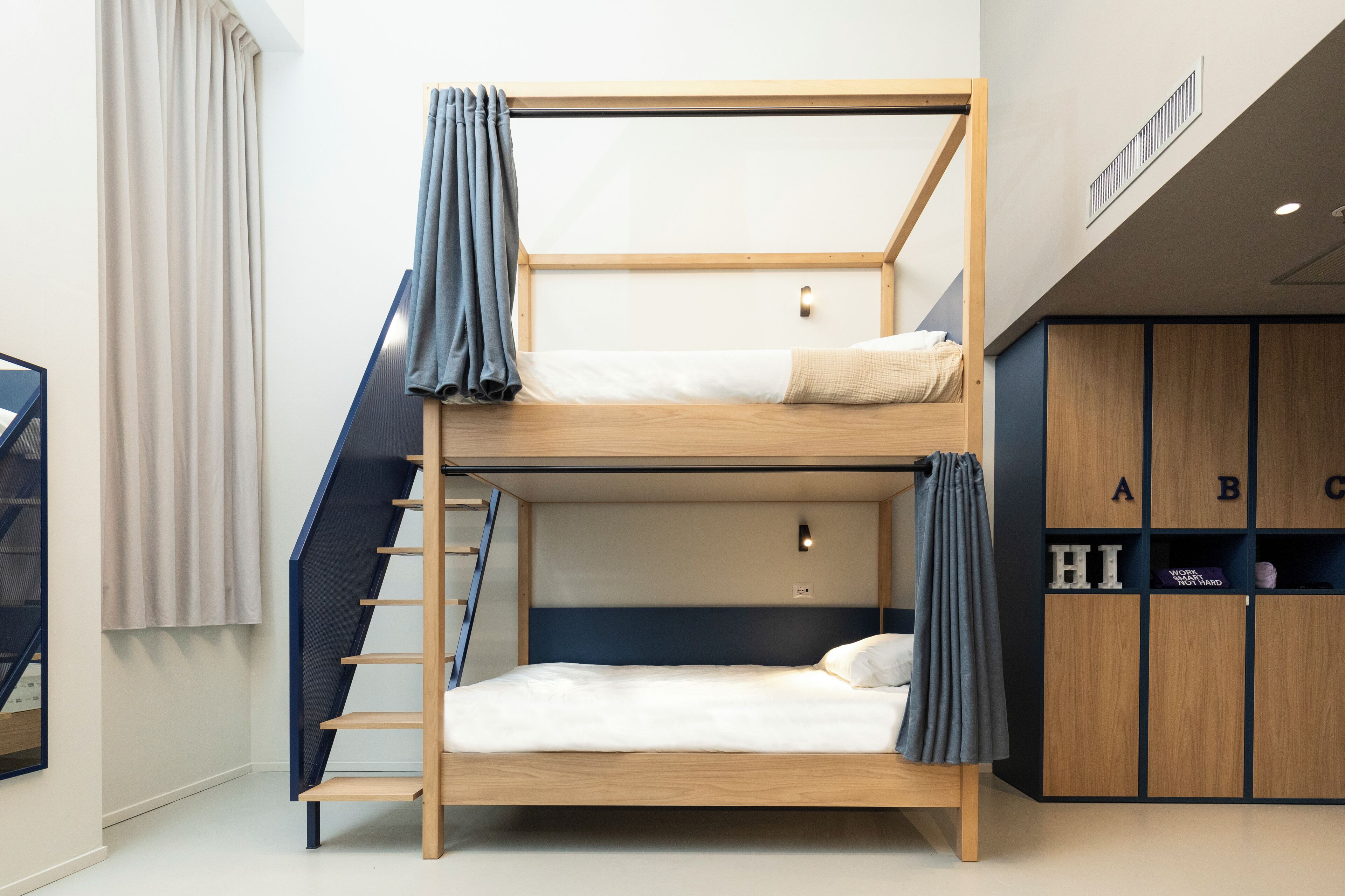 Desk, laptop workspace, free WiFi, bed sheets