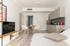 1 bedroom, iron/ironing board, free WiFi, bed sheets