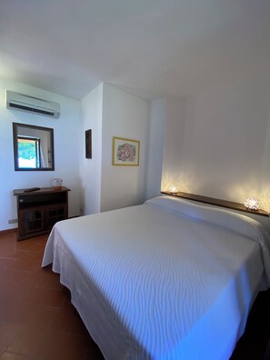 4 makuuhuonetta, silitysrauta/-lauta, Wi-Fi